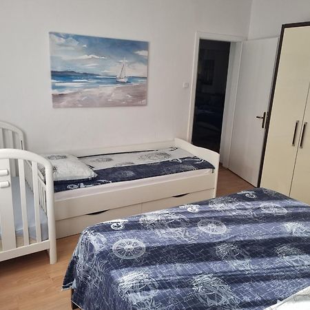 Apartment Sobin Kaštela Екстериор снимка