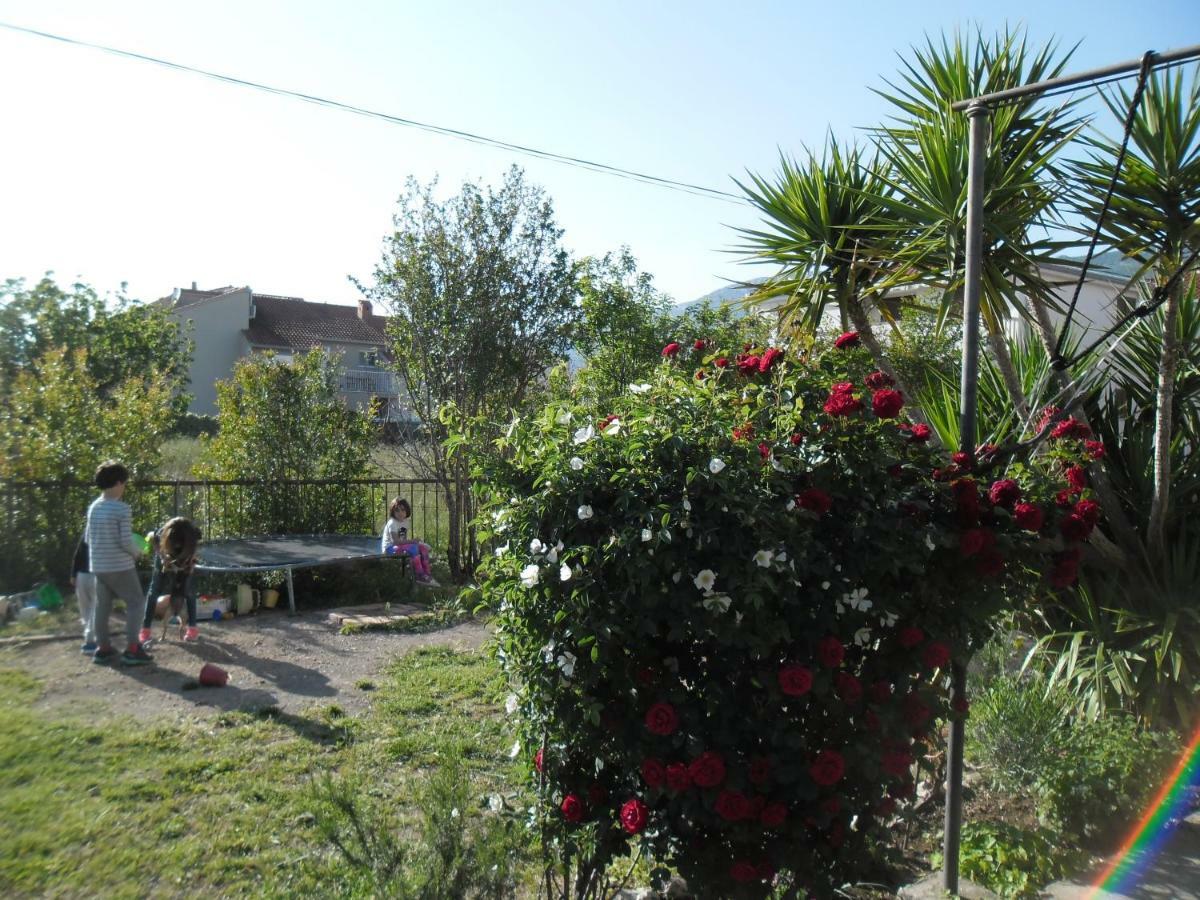 Apartment Sobin Kaštela Екстериор снимка